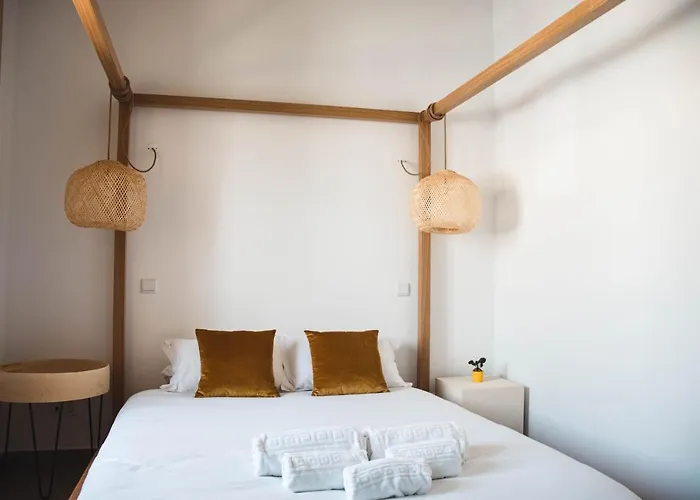 Laurus - Charming House